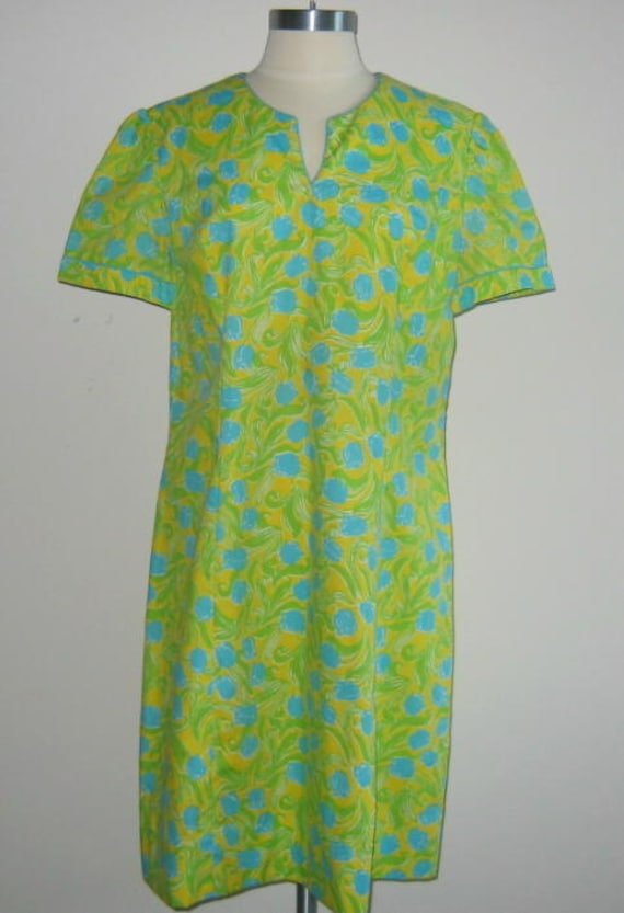 Vintage The Lilly Dress Blue Tulips on Yellow Lil… - image 3