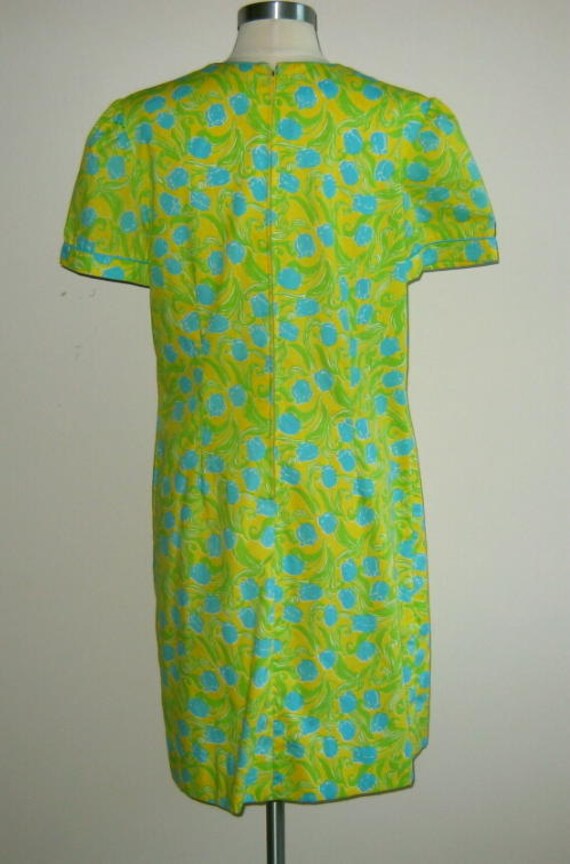 Vintage The Lilly Dress Blue Tulips on Yellow Lil… - image 4