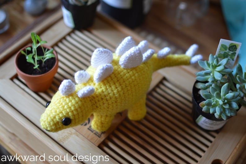 Triceratops Stegosaurus Dinosaurio Amigurumi Patrón de ganchillo Paquete de paquetes PDF imagen 4