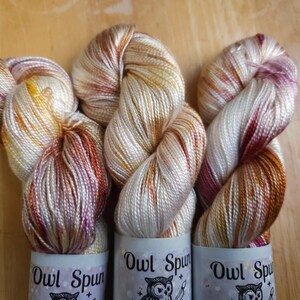 Tencel Plant Based Vegan Hand Dyed Yarn 5/2 or 10/2 - 100g 3.5oz Skein / Colorway: Fangfeng Bei 画像 2
