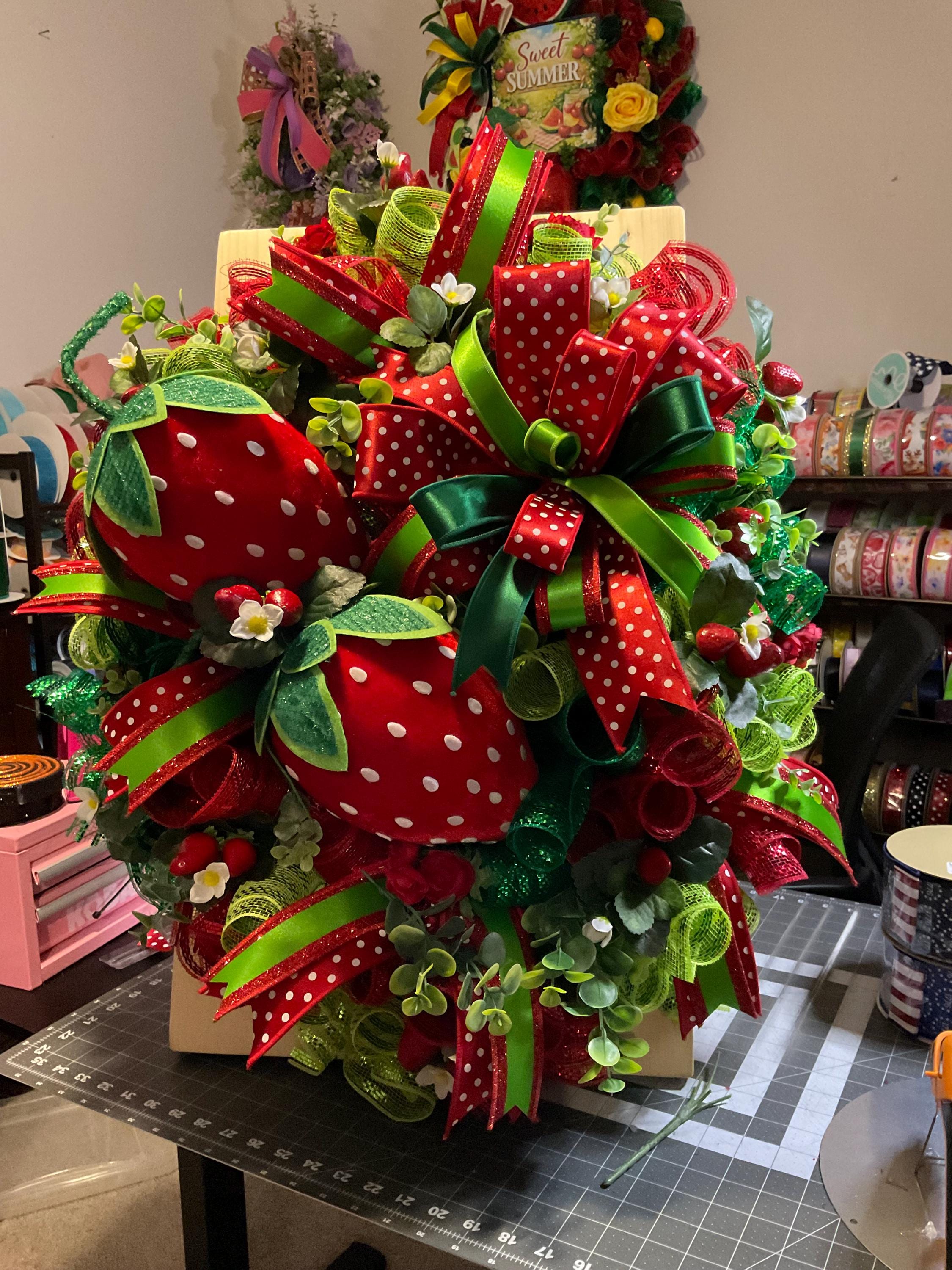 Strawberry Summer Wreath - Etsy