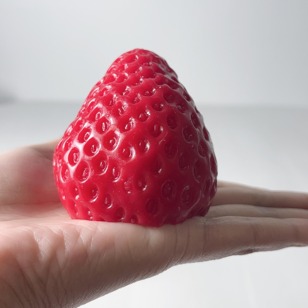 2 Stück Squishy Erdbeeren – Weiche Anti-Stress-Spielzeuge Zum Kneten