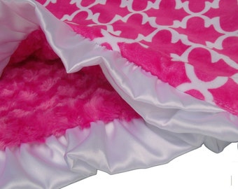 18 x 22  inchy Luvy  Fuchsia Hot Pink Swirl and Quatrefoil Print Minky Baby Blanket, Pink and White