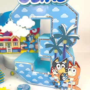 Centro de mesa con números en 3D de Bluey/Centro de mesa con letras en 3D de coctelera con temática de cumpleaños/Centro de mesa para celebración de cumpleaños/Decoraciones para fiestas de Bluey/Regalos para fiestas de Bluey