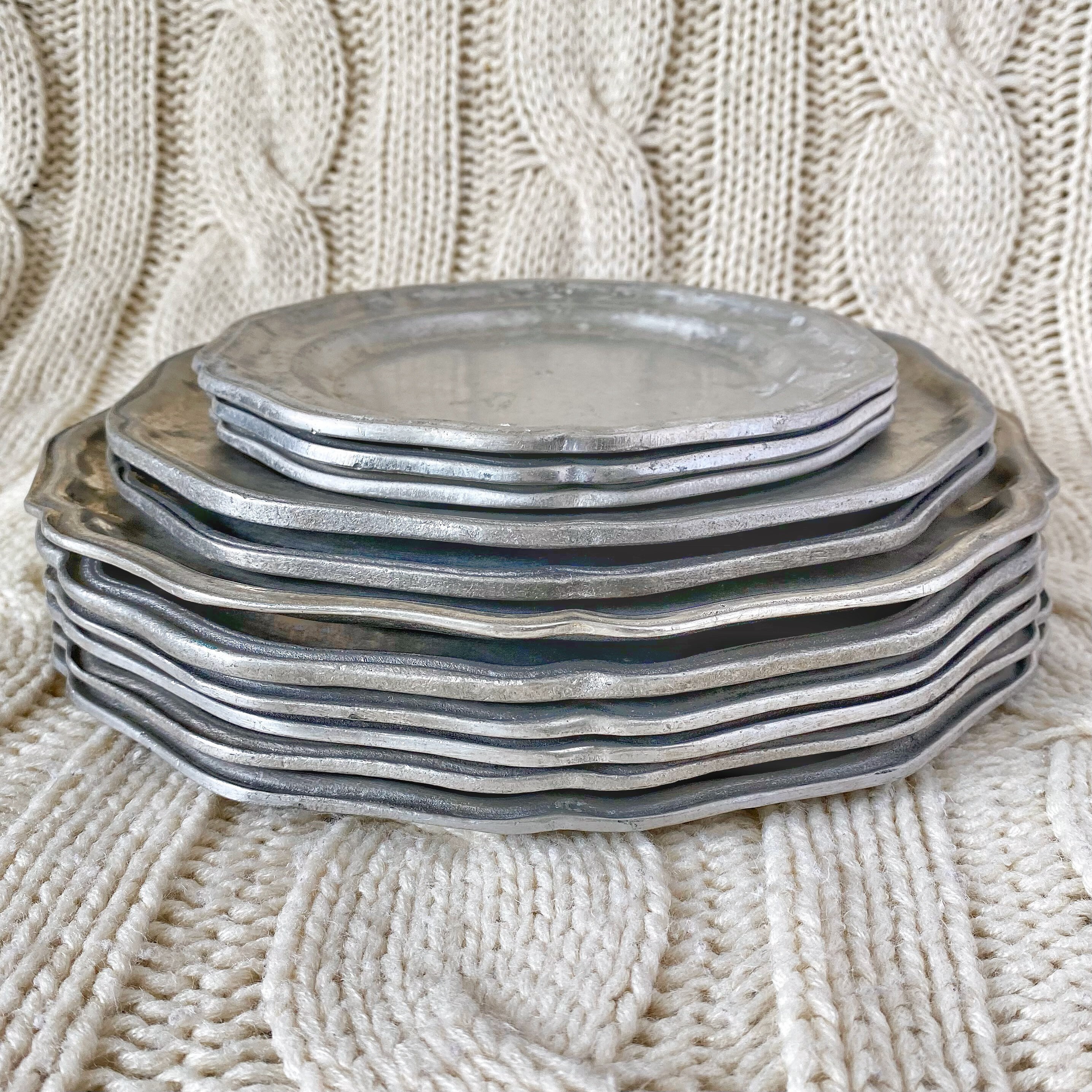 Vintage Pewter Dishes 11 Piece Set Dinner Plates Salad Plates Saucers Wilton Columbia PA Silver Metal Heavy 6 10 Chargers Free Shipping