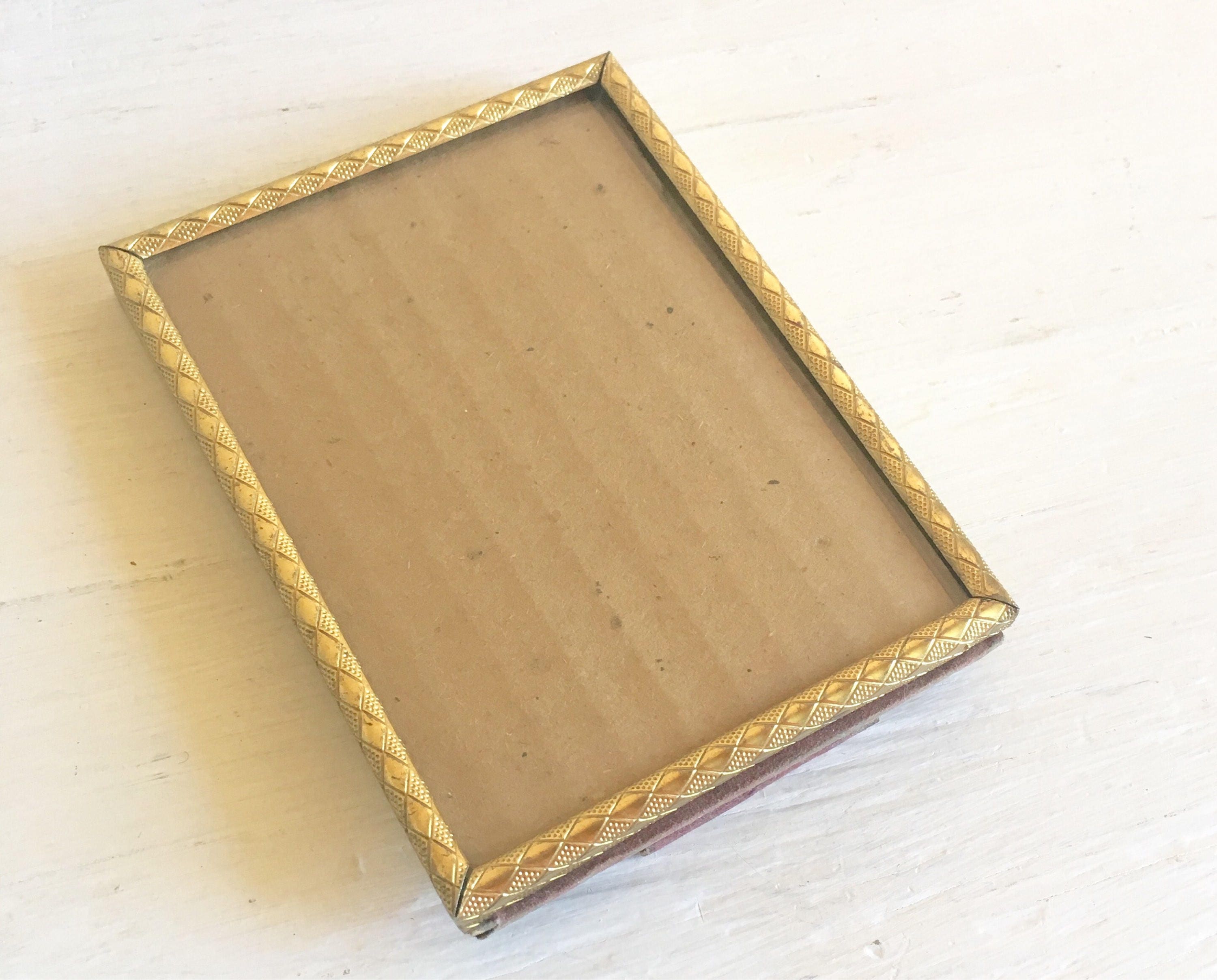 Vintage Gold Metal Picture Frame With Convex Bubble Glass 50