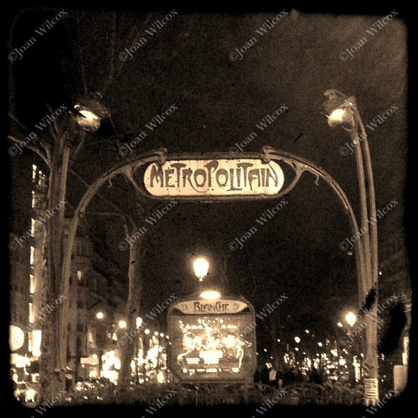 TTV Metropolitain Paris, Blanche Sign Photo Original Fine Art Photography Print