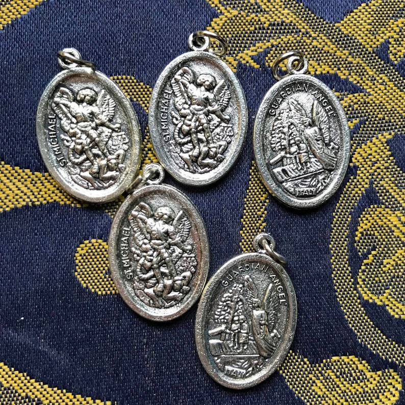 Archangel Michael QUIS UT DEUS Mont