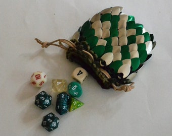 Scale Mail Dice Bag Dragonhide knitted Armor in Champagne and Green size small