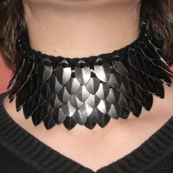 Scalemail Goth Choker Collar in Dragonhide Armor Custom knitted for you