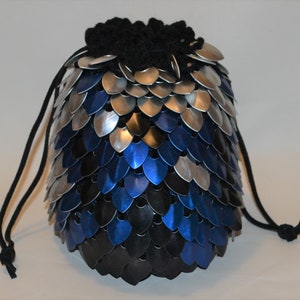 Dice Bag of Holding knitted Dragonhide Scalemail Armor Mountain Fire