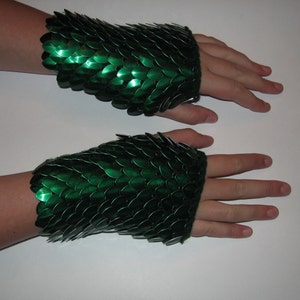 Scale Maille Armor Gauntlets Forest Green Knitted Dragonhide