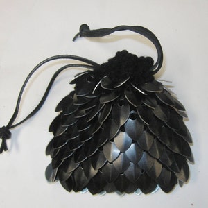 Scalemail Dice Bag in Dragonhide Knitted Armor Black Lich King image 3