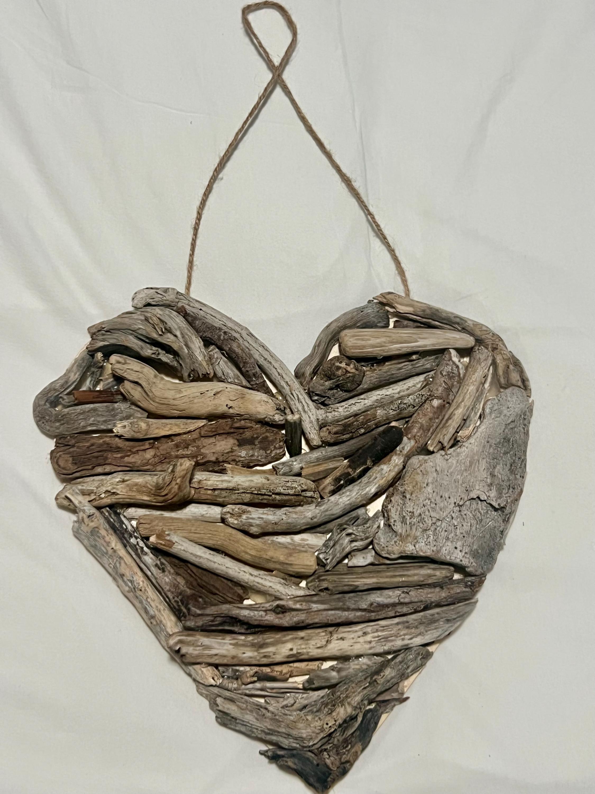 Handmade Driftwood Heart - Coastal Wall Decor - Etsy