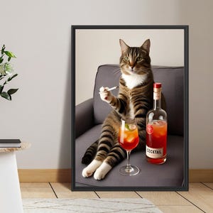 Plakat z motywem kota w barze, wystrój kuchni w stylu retro, wystrój w stylu mid century modern, modna sztuka ścienna, wydruk Cheers, wydruk do jadalni, picie