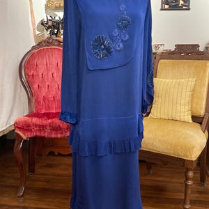 Original 1920s Dress, Royal Blue, Long Sleeved Original Antique Art Deco Handmade Knee Length Crepe and Velvet Flapper Dress