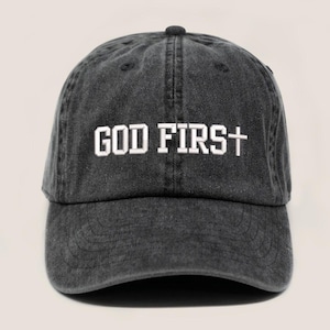Gott zuerst bestickte christliche Mütze - gewaschene schwarze Glaubens-Baseballmütze mit Kreuzdesign - spirituelles Geschenk für Gläubige, Männer, Frauen und Jugendliche
