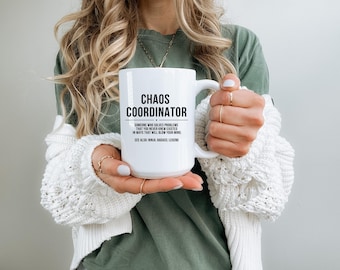 Taza de compañero de trabajo coordinador del caos, taza de compañero de trabajo, regalo de despedida de compañero de trabajo, regalo de vacaciones de compañero de trabajo, regalo de contador, regalo de cumpleaños de compañero de trabajo, regalo de taza