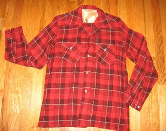 Vintage 70's Roburn Pointy Collar Wool Red & Black Plaid Men Shirt Medium