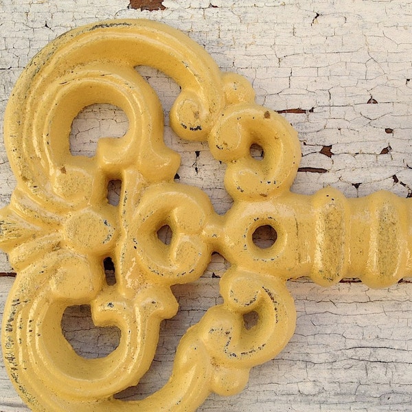 Cast Iron Skeleton Key in  Rustic Yellow, Shabby Chic