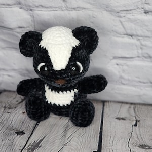 Stella the Skunk - hand crocheted plush amigurmi