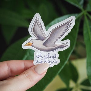 Möwe gegen Nazis Matte Vinyl Sticker - Aufkleber gegen rechts, antifaschismus, Nie wieder ist jetzt, 161 Sticker