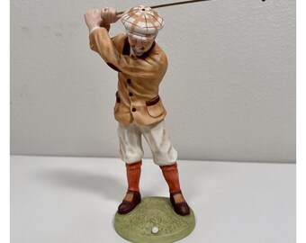 Golf Figurine Vintage Omnia Optima BENEDICTINE "Teeing Off With Old Man Tracy"
