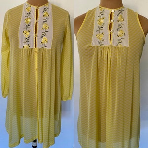 Vintage 60s Babydoll Nightgown Set *Small* Mod YELLOW Sheer Gingham Embroidered Bathrobe