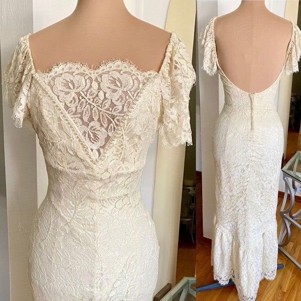 Vintage 80s Lace V Neck Sheath Wedding Dress *Size 8* ROBERTA Ivory Pearl Embellished Bridal Gown