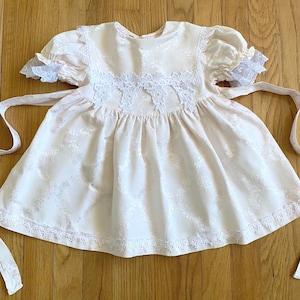 4t party dresses White Flower Girl Dresses Tulle Lace and Cape, Birthday Wedding Party Size 4T