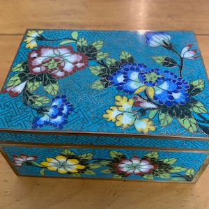 Vintage Cloisonne Box