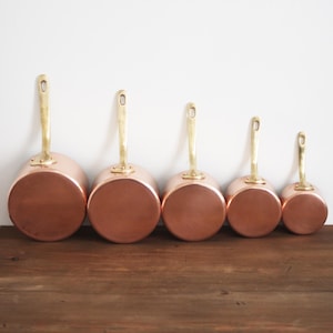 Vintage French Copper Pots Pan Saucepans with Brass Handles Set of 5 Professional Quality 2 mm Stamped Villedieu CVD Made In France