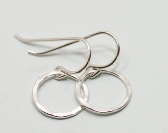 Sterling silver earrings - hammered circles - sterling jewelry - minimalist and timeless