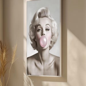 Iconic Marilyn Monroe Canvas Painting - Bubble Gum Portrait Art, Modern Pop Art Gift for Wall Decor