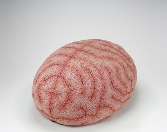 Puf con forma de cerebro (Se requiere número de teléfono para la compra)