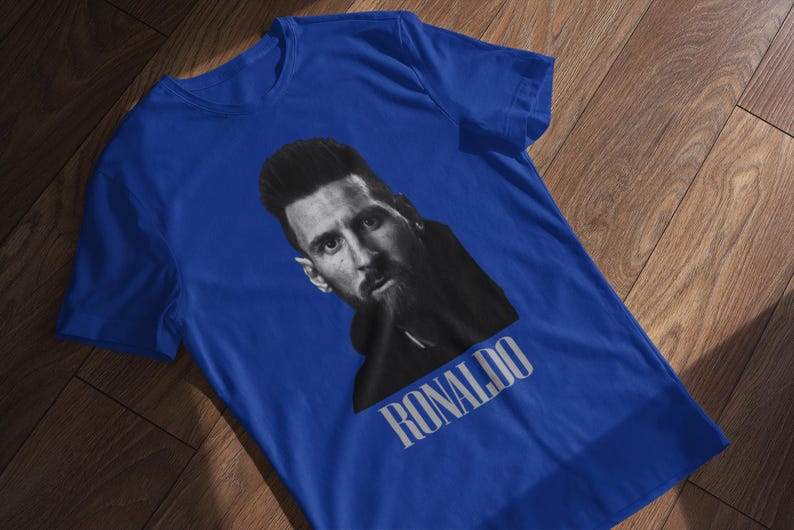 Camiseta divertida de meme de fútbol: cara de Messi, nombre de Ronaldo - Regalo para fanáticos del fútbol Royal Blue