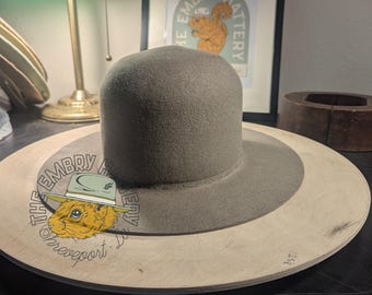 Fur Felt Hat Bodies 220 grams. 100% rabbit. Imperfect Ice Gray. Read description!