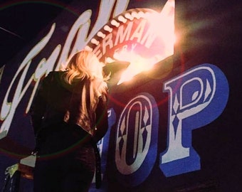 Outdoor  vintage marquee art arrow in Marina Del Rey CA