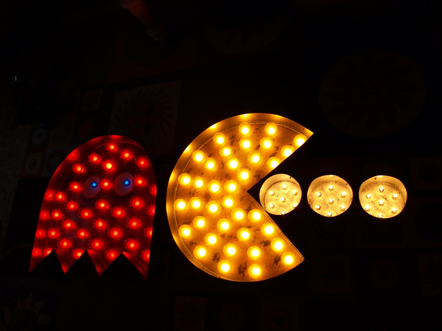 vintage marquee art Pac Man Atari Chase Fade Dim Flash 