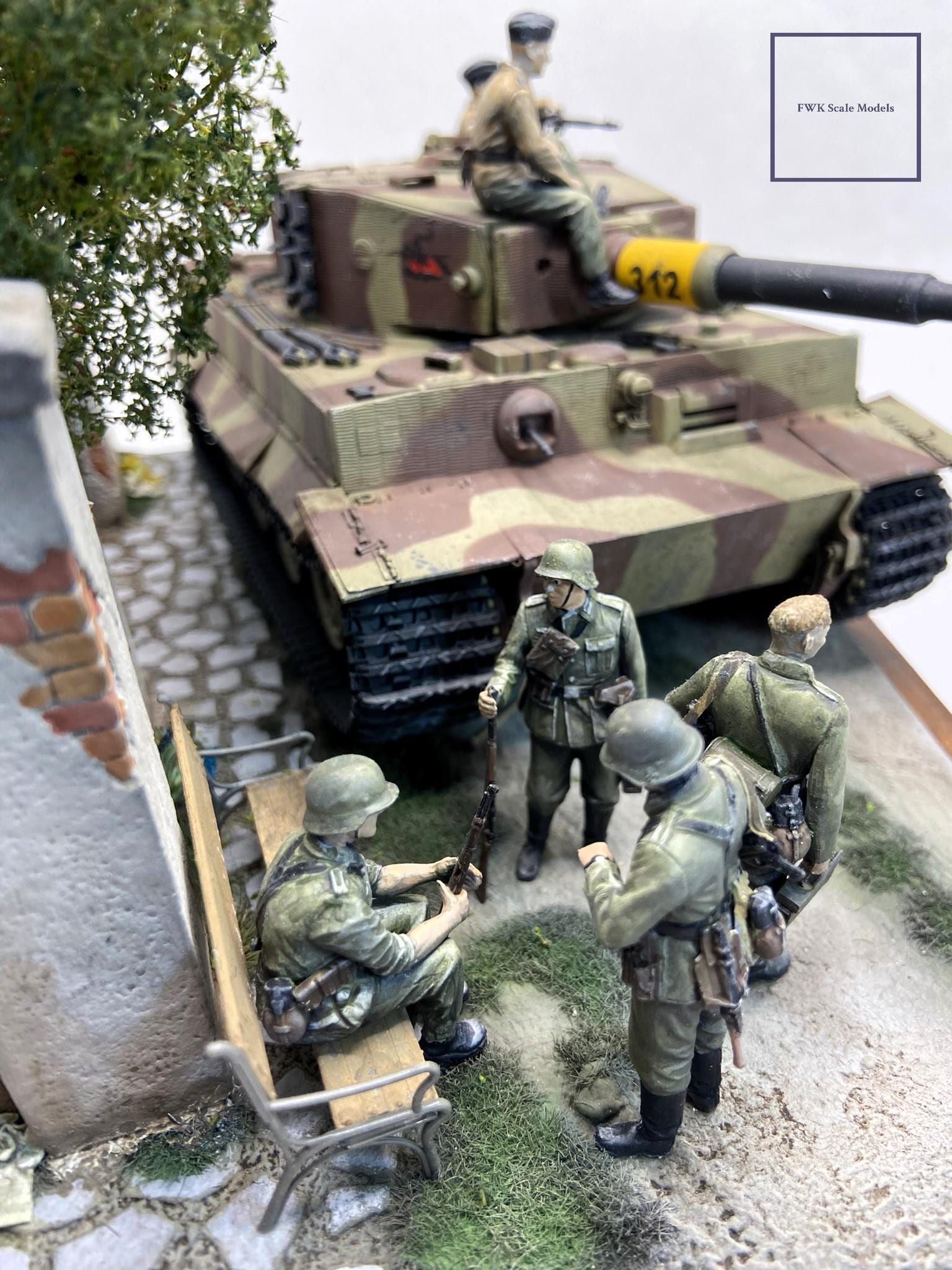 タイガー I - 1:35 ジオラマ - ユニークなコレクター アイテム - Etsy 日本