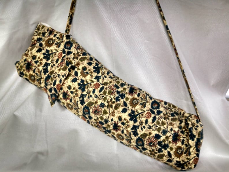 Yoga mat carrier made from vintage fabric from the 50s