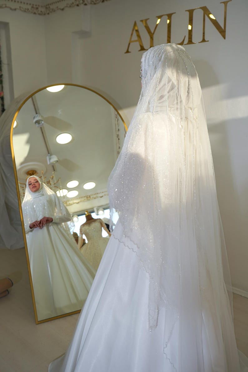 Hijab Bridal Gown Satin Long Sleeve Modest Bridal Wear Muslim Wedding Dress main image 1