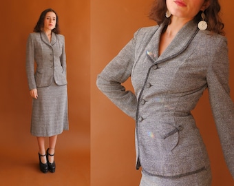 Vintage 40s Skirt Suit/1940s Nubby Gray Skirt and Blazer Set/ Size XS 25