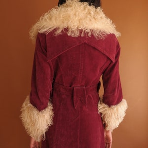 Vintage 70s Mongolian Lamb Fur Trim Coat/ 1970s Penny Lane Belted Jacket/ Size Medium image 6