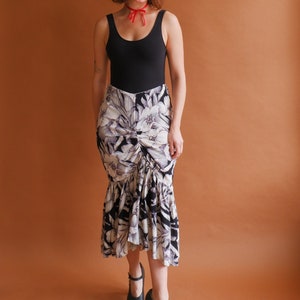 Vintage 80s Norma Kamali Floral Mermaid Hem Skirt/ 1980s High Waisted Gathered Midi Skirt/ Size Small Medium 27 image 6