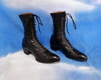 Antique Edwardian Leather Boots /1900s 1910s Black Lace Up Shoes