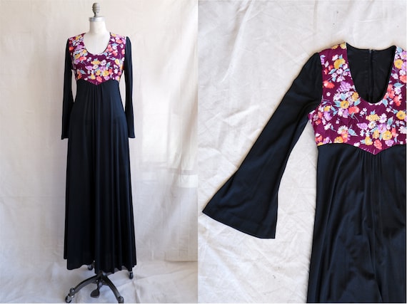 Vintage 70s Bell Sleeve Maxi Dress/ 1970s Floral S