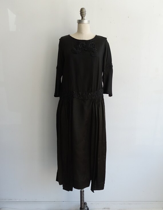 1920s Black Beaded Gown/ 20s Deco Flapper Drop Wa… - image 2