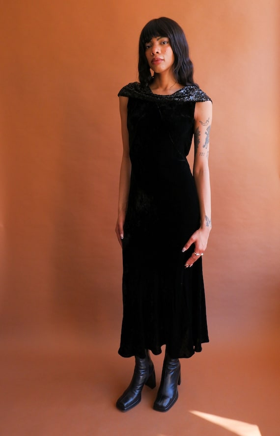 Vintage 30s Black Velvet and Sequin Bias Cut Gown… - image 2