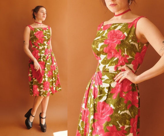 Vintage 50s Rose Print Cotton Dress/ 1950s Square… - image 1